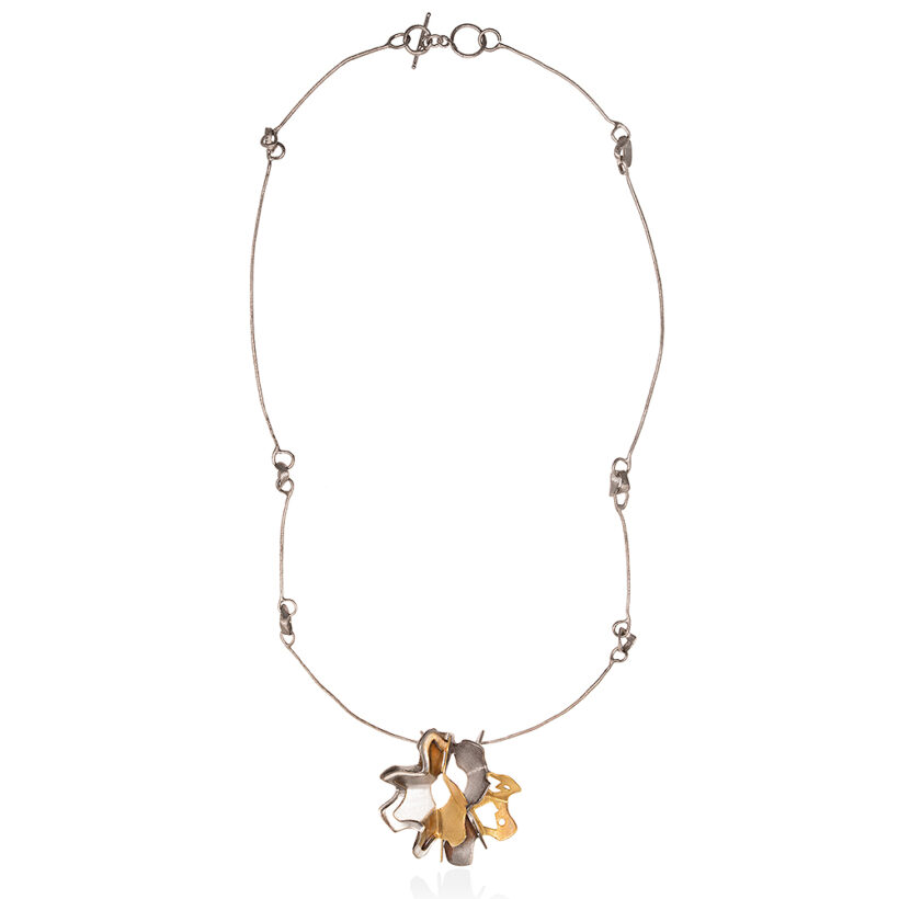 water-lily-necklace-lefflow